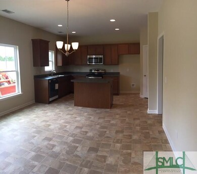 Kitchen/Eating Area