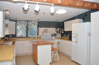 506 White Plains Rd, Webster, NH 03303 - photo 4