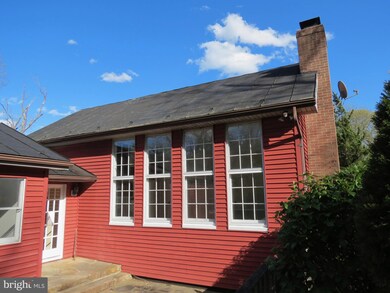 13139 Crest Hill Rd, Flint Hill, VA 22627 - photo 5