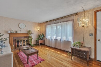 114 Fletcher Cir, Chicopee, MA 01020 - photo 5