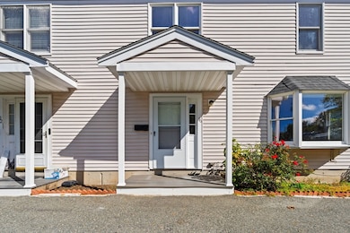 36 Greystone St unit 36, Quincy, MA 02169 - photo 2