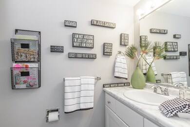 7 Highland Green Ln unit 21, MerriMacK, NH 03054 - photo 6