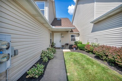 4052 Pine Dr unit 72, Rootstown, OH 44272 - photo 2