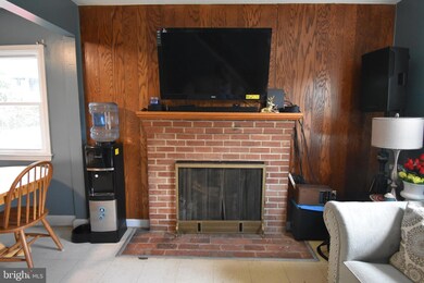 5101 56th Ave, Hyattsville, MD 20781 - photo 4