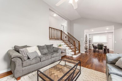 [006] 4882 Beatrice Dr, Columbu