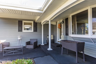 100 Elaine Dr, Pittsfield, MA 01201 - photo 5