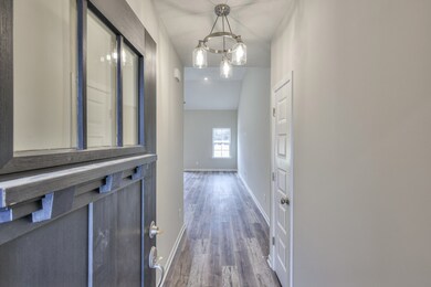 31 Reynard St, Manchester, TN 37355 - photo 3