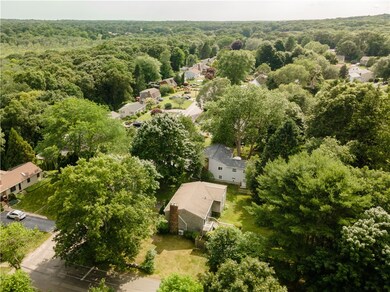 7 Andre Ave, Wakefield, RI 02879 - photo 4