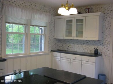 1102 Hampton Garth, Towson, MD 21286 - photo 6