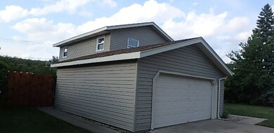 4700 175th Place, Country Club Hills, IL 60478 - photo 2