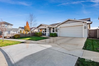 3941 E Berghan St, Meridian, ID 83642 - photo 2