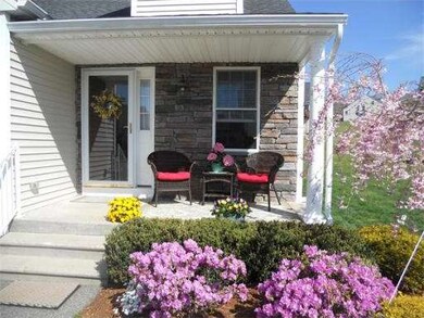 7 Fox Run Rd, Blackstone, MA 01504 - photo 2