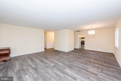 12504 Swirl Ln, Bowie, MD 20715 - photo 5