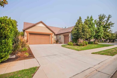 3216 Blackwood Ave, Clovis, CA 93619 - photo 2