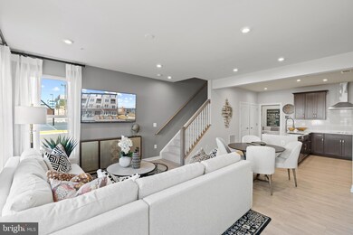 501 Tassita Ln, Manassas Park, VA 20111 - photo 5