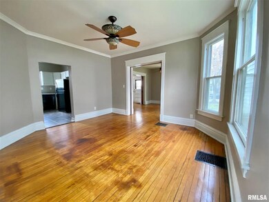 2124 Farnam St, Davenport, IA 52803 - photo 6