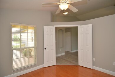 C 2019 MBP 344 SW Lake Forest Way (13)
