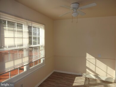 7443 Courtland Cir, Manassas, VA 20111 - photo 4