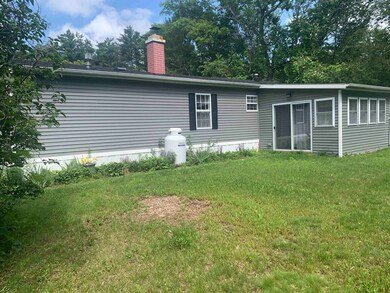 148 Daffodil Hill Ln, Rochester, NH 03868 - photo 6