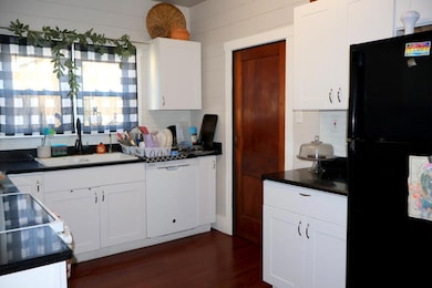 51 N Main St, Quincy, MI 49082 - photo 2