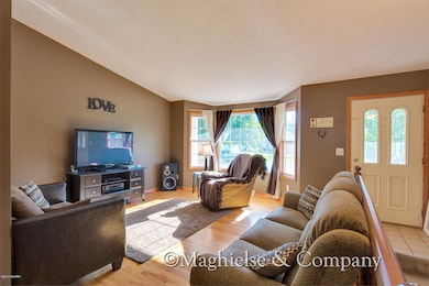 304 Standish Dr, Wayland, MI 49348 - photo 2