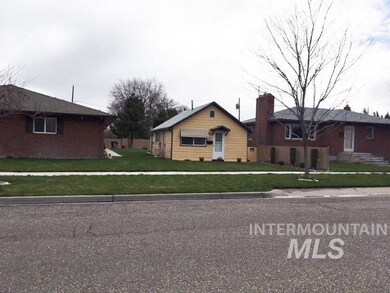235 W 21st St, Burley, ID 83318 - photo 3