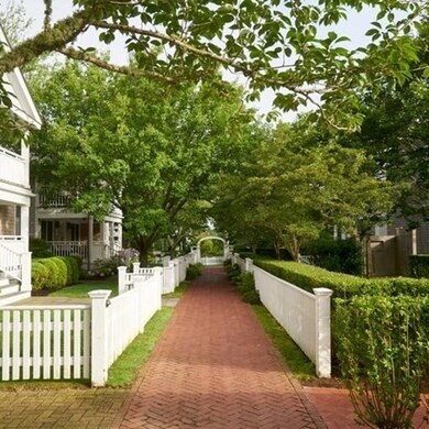 131 N Water St unit 52, Edgartown, MA 02539 - photo 2