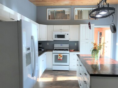 8 Hillside St, Hillsborough, NH 03244 - photo 2