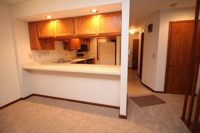 Recessed lighting at breakfast bar