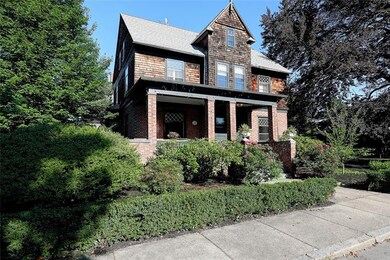 35 Washington St, Warren, RI 02885 - photo 4