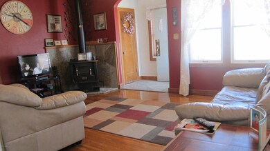 Living Room w/wood stove