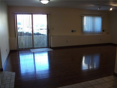 27 Kristee Cir, West Warwick, RI 02893 - photo 3