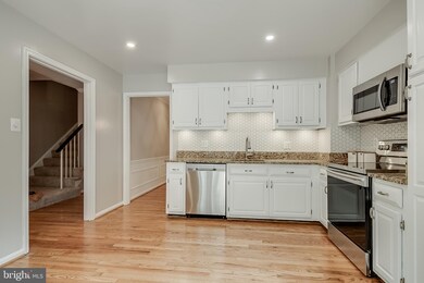 667 N Armistead St, Alexandria, VA 22312 - photo 5