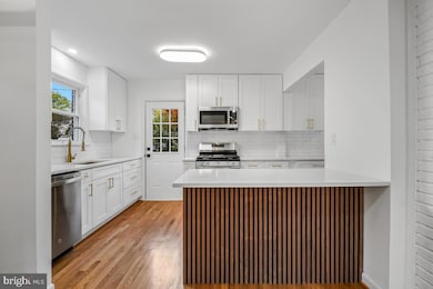 10019 Greenock Rd, Silver Spring, MD 20901 - photo 3