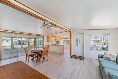 4851 W Gandy Blvd unit B7L46, Tampa, FL 33611 - photo 3