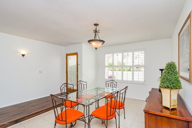 4065 E Cholla AZ-4