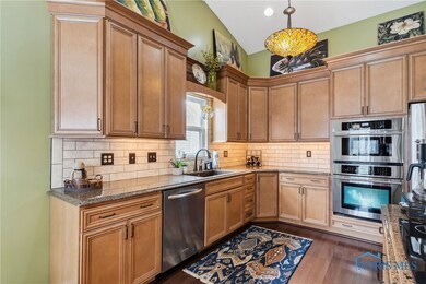 820 N Hill Trail, Findlay, OH 45840 - photo 5