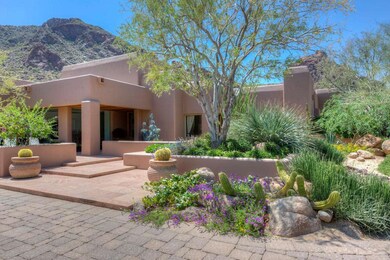 004_Cactus Gardens and Camelback Mou