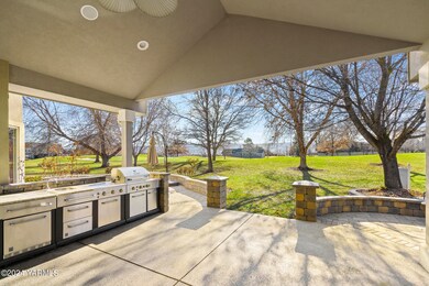 Expanisve Patio for Entertaining