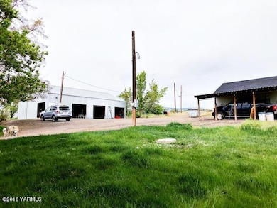 133 Mini Pines Rd, Yakima, WA 98903 - photo 4