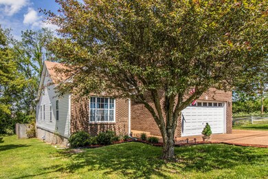 1700 University Dr, Columbia, TN 38401 - photo 3