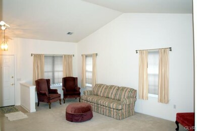 4751 Steeplechase Dr unit 3B, Macungie, PA 18062 - photo 2