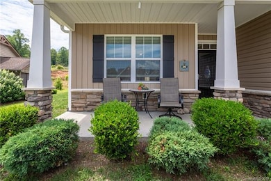 35 Foxtail Ct, Hendersonville, NC 28792 - photo 3