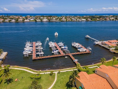 135 Yacht Club Way unit 104, Hypoluxo, FL 33462 - photo 2