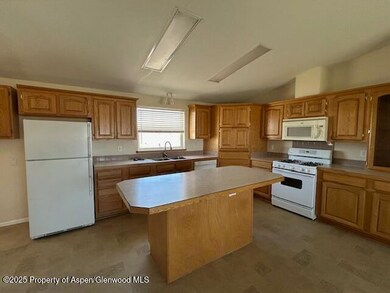 125 Knoll Ave, Craig, CO 81625 - photo 6