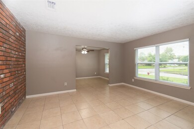 16823 Paint Rock Rd, Friendswood, TX 77546 - photo 6