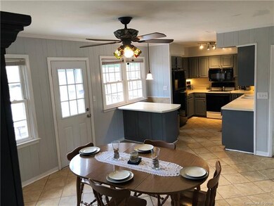 Kitchen Bar