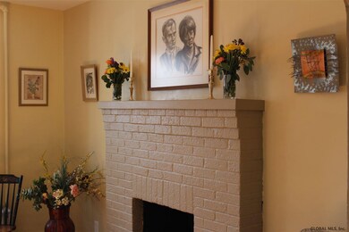 95 Dartmouth St, Albany, NY 12209 - photo 6