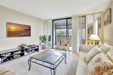 1001 Colony Point Cir unit 514, Pembroke Pines, FL 33026 - photo 3