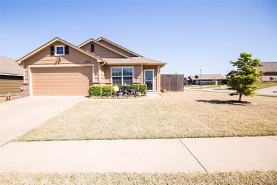 2310 E Fargo Place, Broken Arrow, OK 74012 - photo 2